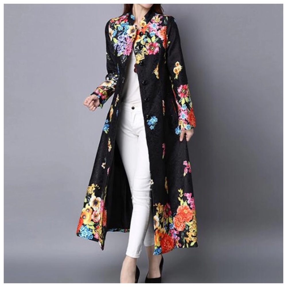 The Larke Floral Brocade Lightweight Jacket - Picture 2 of 8